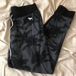 Pink VS sweats/joggers